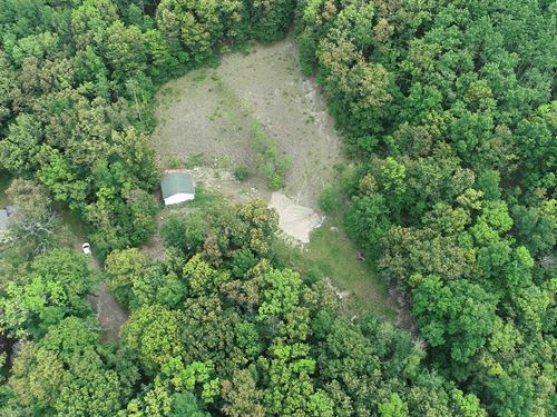 Spacious Building Lot, Garage : Erwin : Steuben County : New York