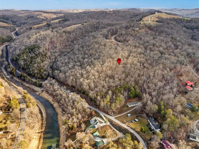 8+ Acre Building Lot in Rock Harbor : New Tazewell : Claiborne County : Tennessee
