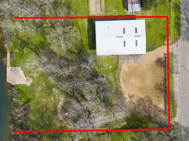 804 Robson Street : Columbus : Colorado County : Texas
