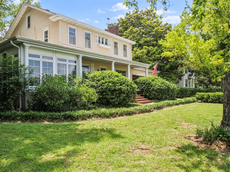 Historic Home in West Plains : West Plains : Howell County : Missouri