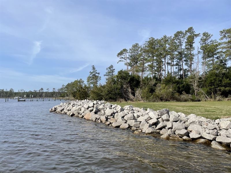 Waterfront Homesite for Sale : Beaufort : Carteret County : North Carolina