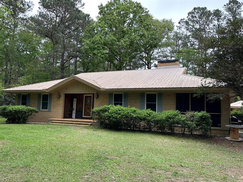 Rural Home with 10 Acres in North : McComb : Pike County : Mississippi