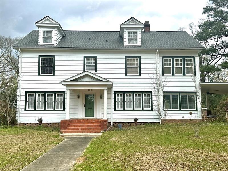 Historic Colonial On Large Corner : McComb : Pike County : Mississippi