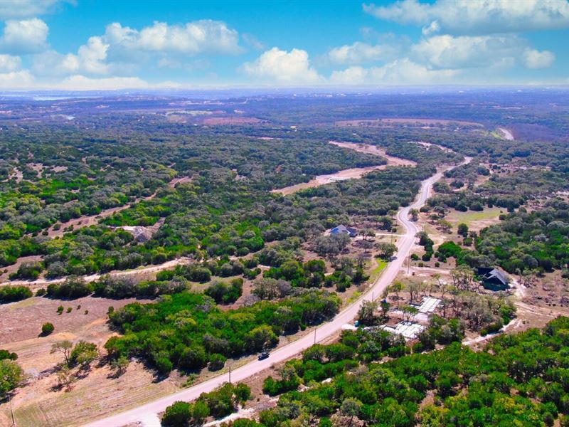 3.14 Acres Flat & Buildable : Spring Branch : Comal County : Texas