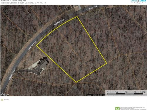 1.74 Acres on Serenity Drive in Pic : Pickens : South Carolina