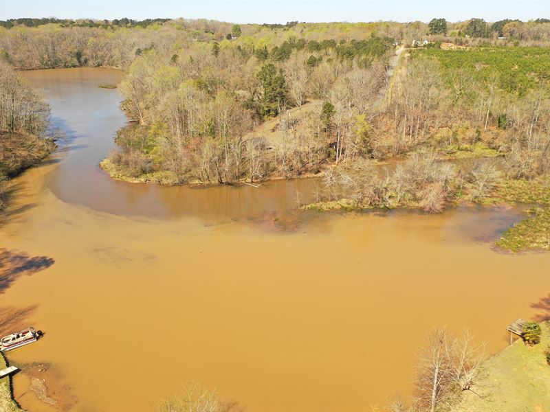 Lakefront Broadway Lake : Anderson : Anderson County : South Carolina