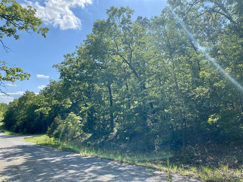 Corner Lot Near Crown Lake : Horseshoe Bend : Izard County : Arkansas