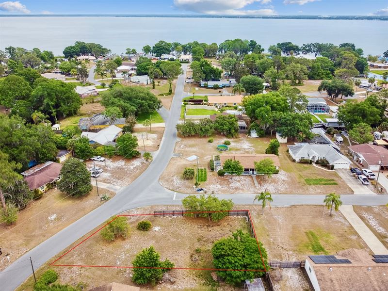 Cleared & Buildable Lot in Leesburg : Leesburg : Lake County : Florida