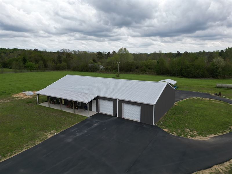 Custom Barndominium on 3 Acres : Geraldine : Dekalb County : Alabama