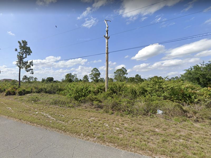 .23 Acre in Lehigh Acres, FL : Lehigh Acres : Lee County : Florida