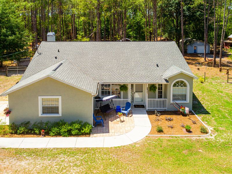Home on 3.5 Acres in Brooksville : Brooksville : Hernando County : Florida