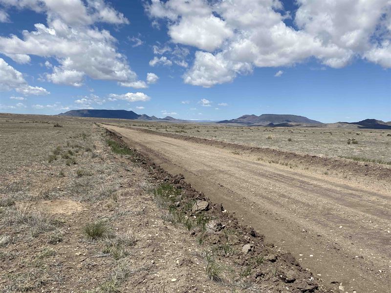 Great Access, Close to Hwy-142 : San Luis : Costilla County : Colorado