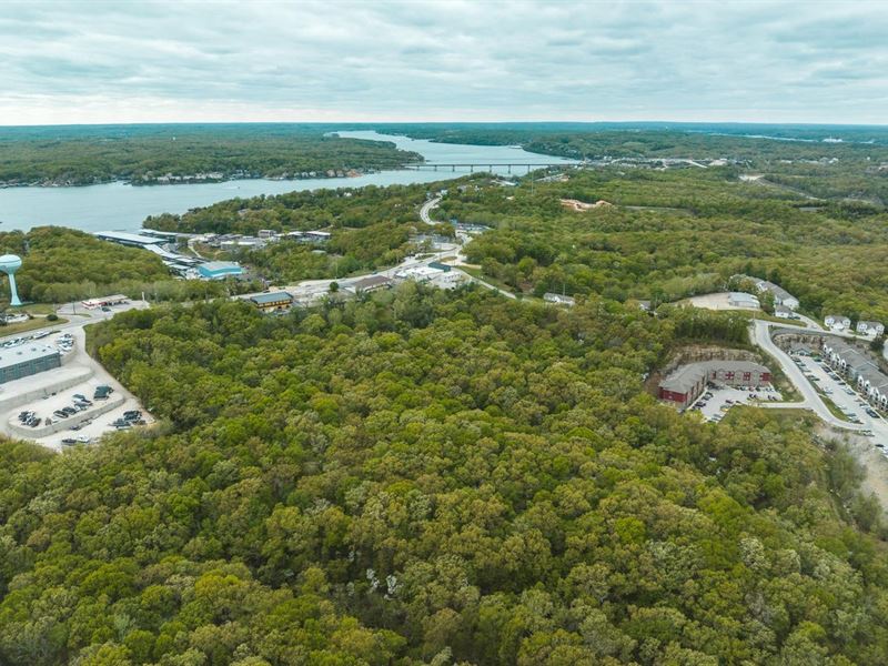 126 South Fish Haven, Lake Ozark DE : Lake Ozark : Miller County : Missouri