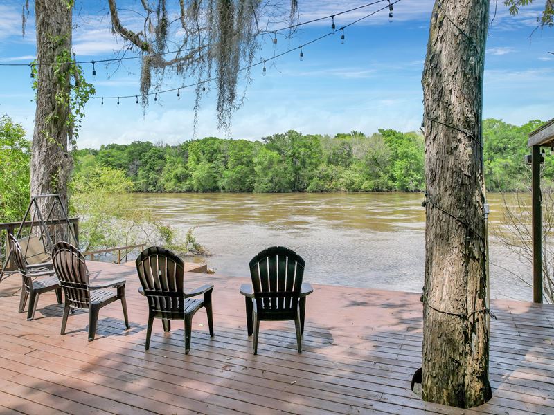 .98 Acre Lot on The Altamaha River : Jesup : Wayne County : Georgia