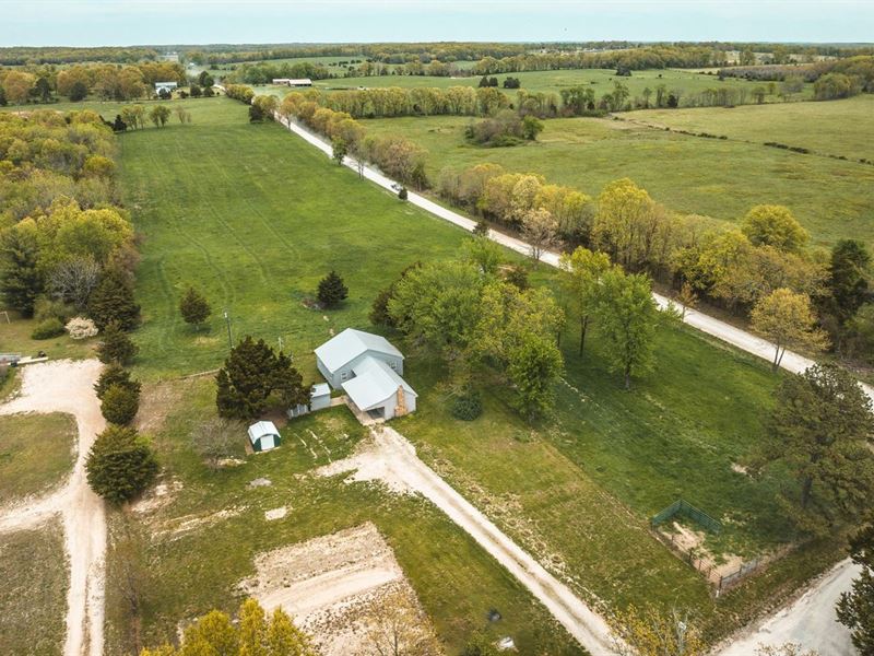 Corner Acres : Jadwin : Dent County : Missouri