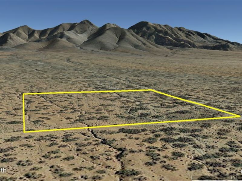 Mountain Views To Die For : Elfrida : Cochise County : Arizona