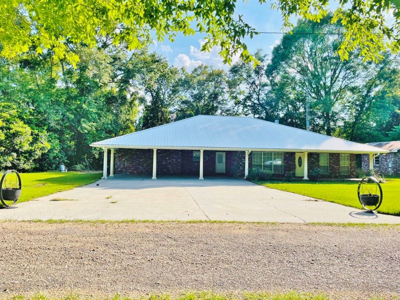 Home On Bogue Chitto River : Tylertown : Walthall County : Mississippi