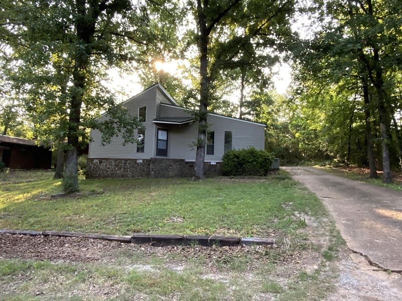 3 Bed 1 1/2 Bath, 2 Car Garage, Fen : Batesville : Independence County : Arkansas