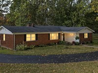 4 Bedroom 2 Bath Home on 1.5 Acres : Terre Haute : Vigo County : Indiana