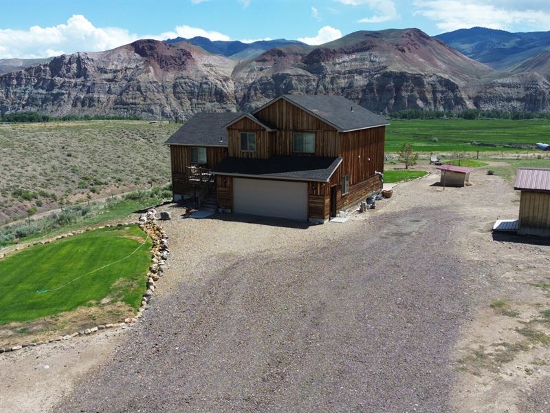 Custom Home Incredible Views Salmon : Challis : Custer County : Idaho