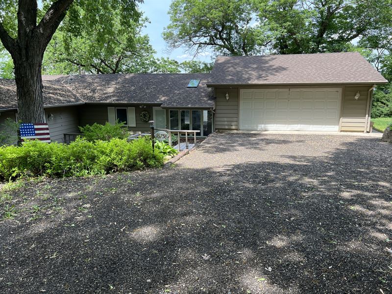 Hideaway at Antl Bay : Waterville : Le Sueur County : Minnesota