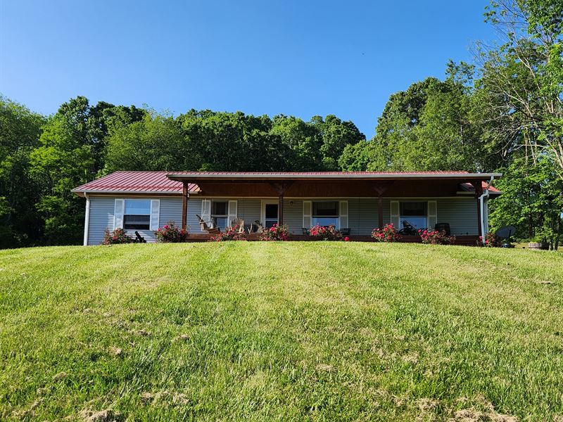 Mini Farm in High Country : Mouth Of Wilson : Grayson County : Virginia