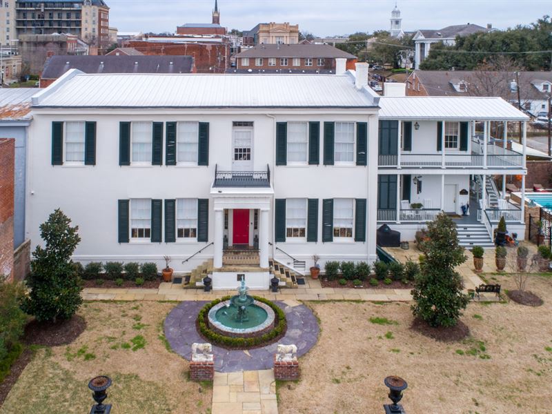 107 S Canal St, Natchez, MS : Natchez : Adams County : Mississippi