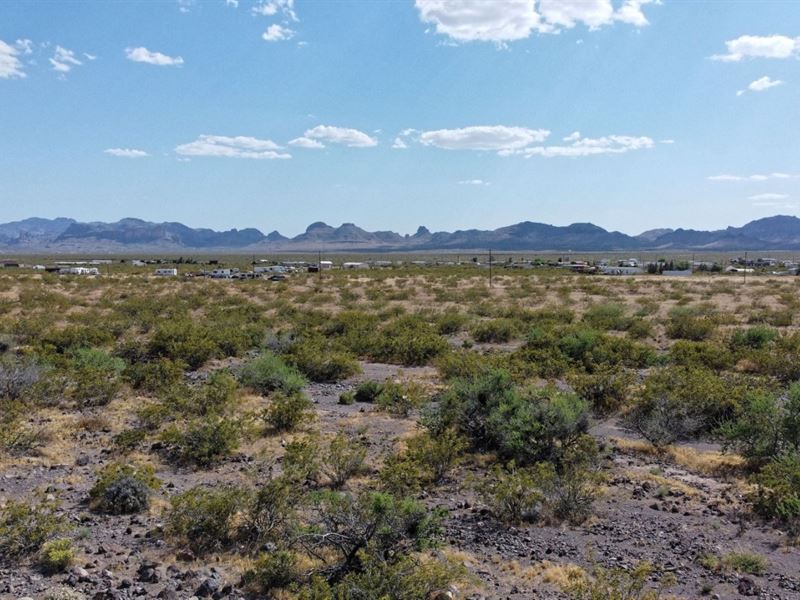 2.35 Acre Lot with Power : Kingman : Mohave County : Arizona