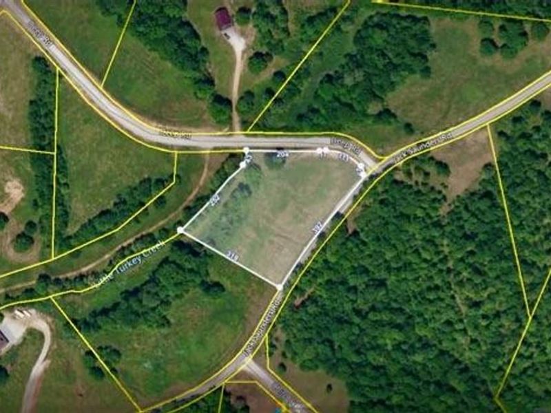 2.28 Acre Tract in Humphreys County : Waverly : Humphreys County : Tennessee