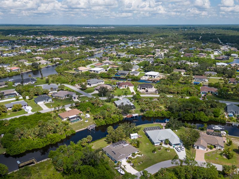 FL Coastal Charm with Utilities : Port Charlotte : Charlotte County : Florida