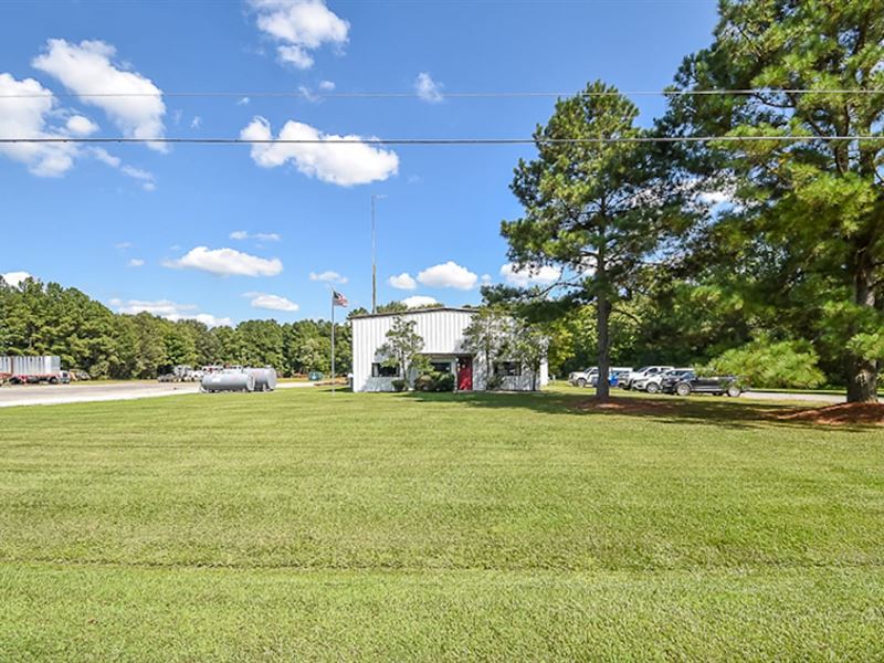 5 Acres with Offi : Waverly : Sussex County : Virginia