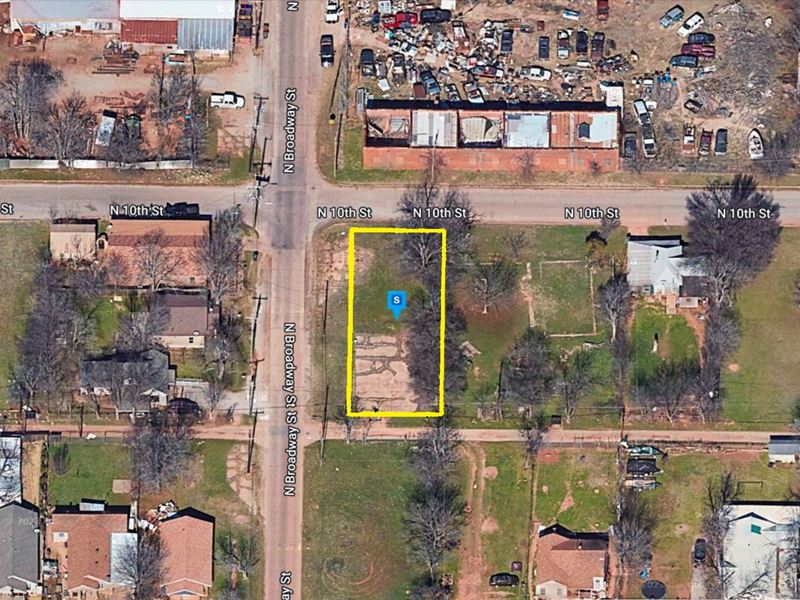 Stunning Space, Act Fast : Wichita Falls : Wichita County : Texas