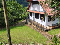 7.95 Acres, Workshop and 3 Houses : Paraiso Cartago : Costa Rica