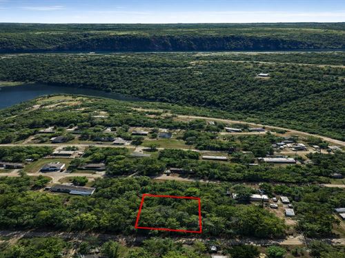 .18 Acre Near Lake Taneycomo : Merriam Woods : Taney County : Missouri