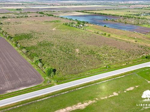 Garwood Tract 5, Only $15K Down : Garwood : Colorado County : Texas