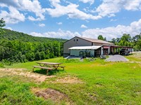 Shop House, 2 Bed, 1.5 Bath With se : Mountain View : Stone County : Arkansas