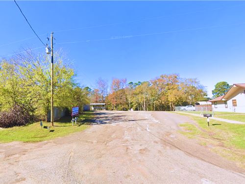Affordable 0.13 Acre Lot Near Lake : Avinger : Marion County : Texas