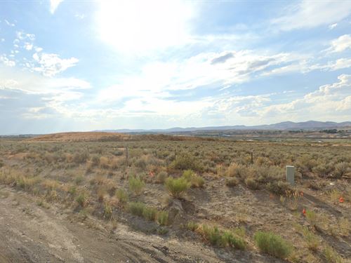 Off Grid Land Near Town : Elko : Nevada