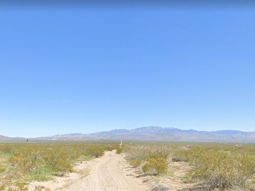 2.35 Acres in Golden Valley, AZ : Golden Valley : Mohave County : Arizona