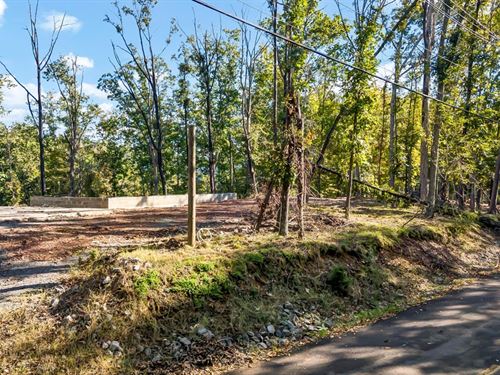 Nearly 2 Acre Lot, Well and Septic : Mooresburg : Hawkins County : Tennessee