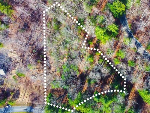 Exclusive Mountain Lot in Henderson : Hendersonville : Henderson County : North Carolina