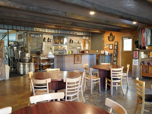 Wolftrack Brewing And Tasting Den : Cottonwood : Idaho County : Idaho