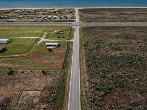 .2 Acre Near Gulf of America : Galveston : Texas