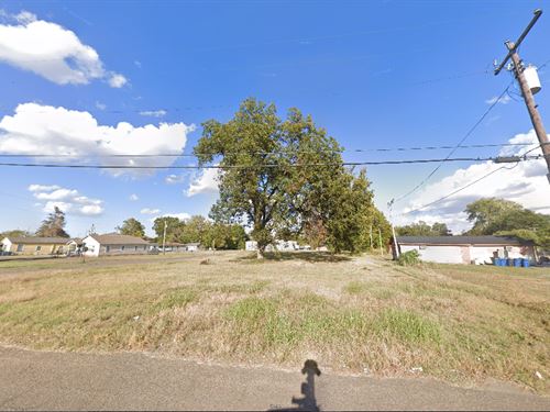 Cleared Corner Lot : Clarksdale : Coahoma County : Mississippi