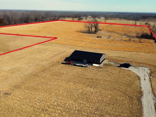 16 Acres With Spacious Shop : Poplar Bluff : Butler County : Missouri
