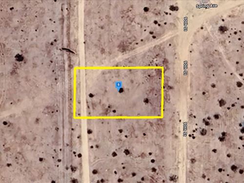 Land Near Golf Course, $267.40 Down : California City : Kern County : California