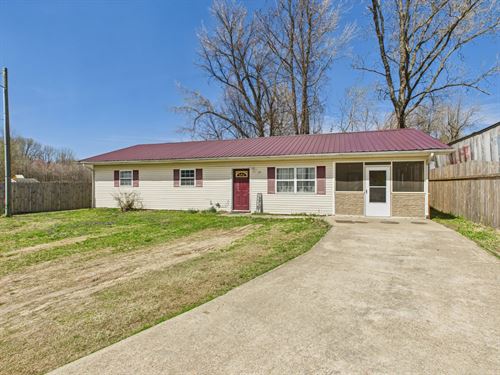 3 Bed, Ranch-Style Home For Sale : Poplar Bluff : Butler County : Missouri