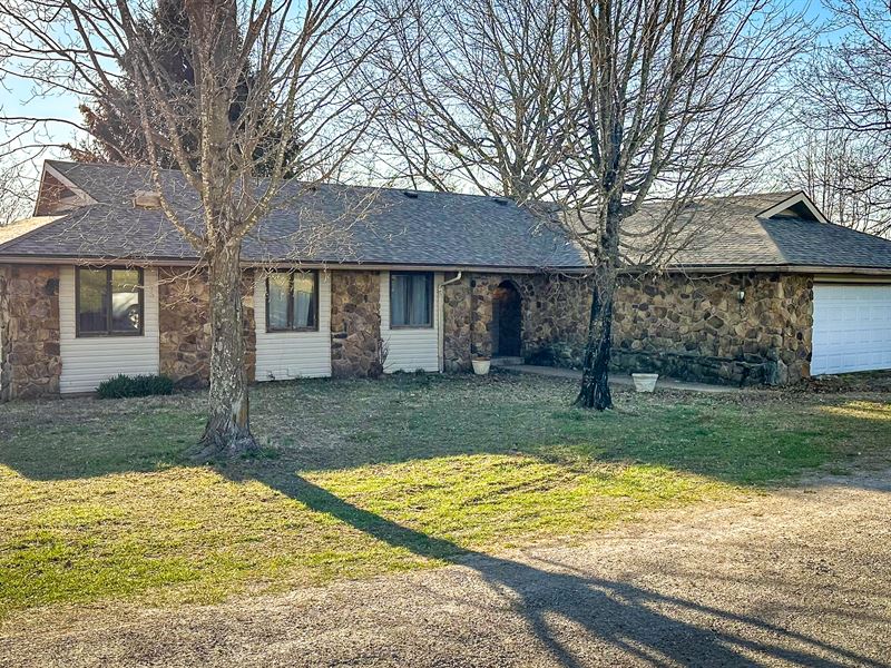 House with Small Acreage in MO : Hartville : Wright County : Missouri