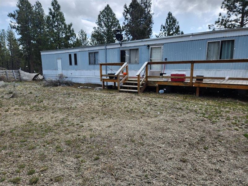 14.97 Acres, Home and Barn : Chiloquin : Klamath County : Oregon