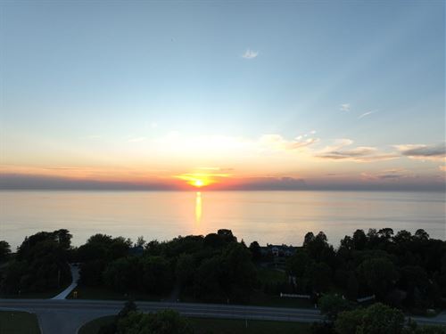 2 Acres Water Front on Lake Michiga : Benton Harbor : Berrien County : Michigan